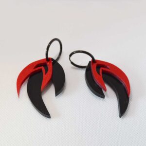 brincos-molly-moks-signos-escorpiao-preto-vermelho-brilho-2