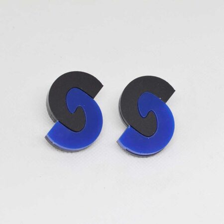 Peixes preto e azul