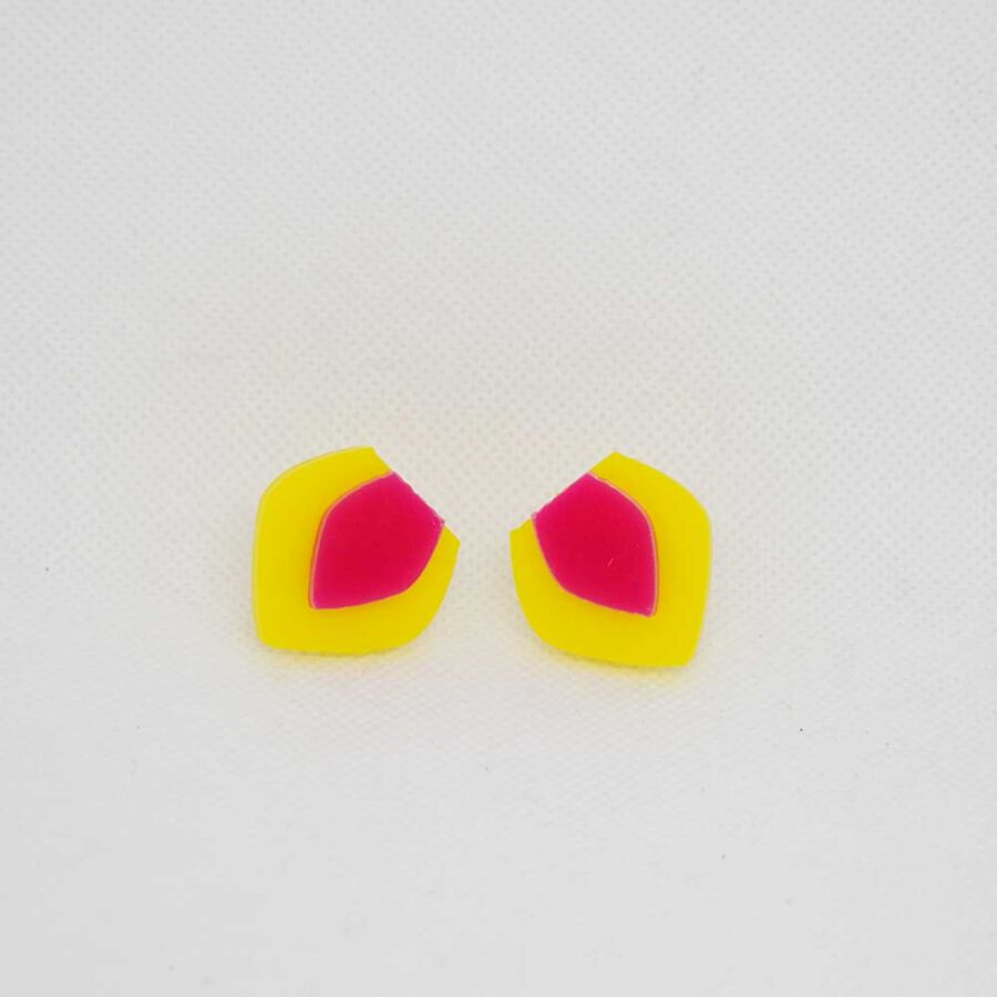 Johnny amarelo e rosa