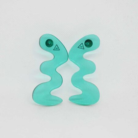 Virgem verde mar transparente