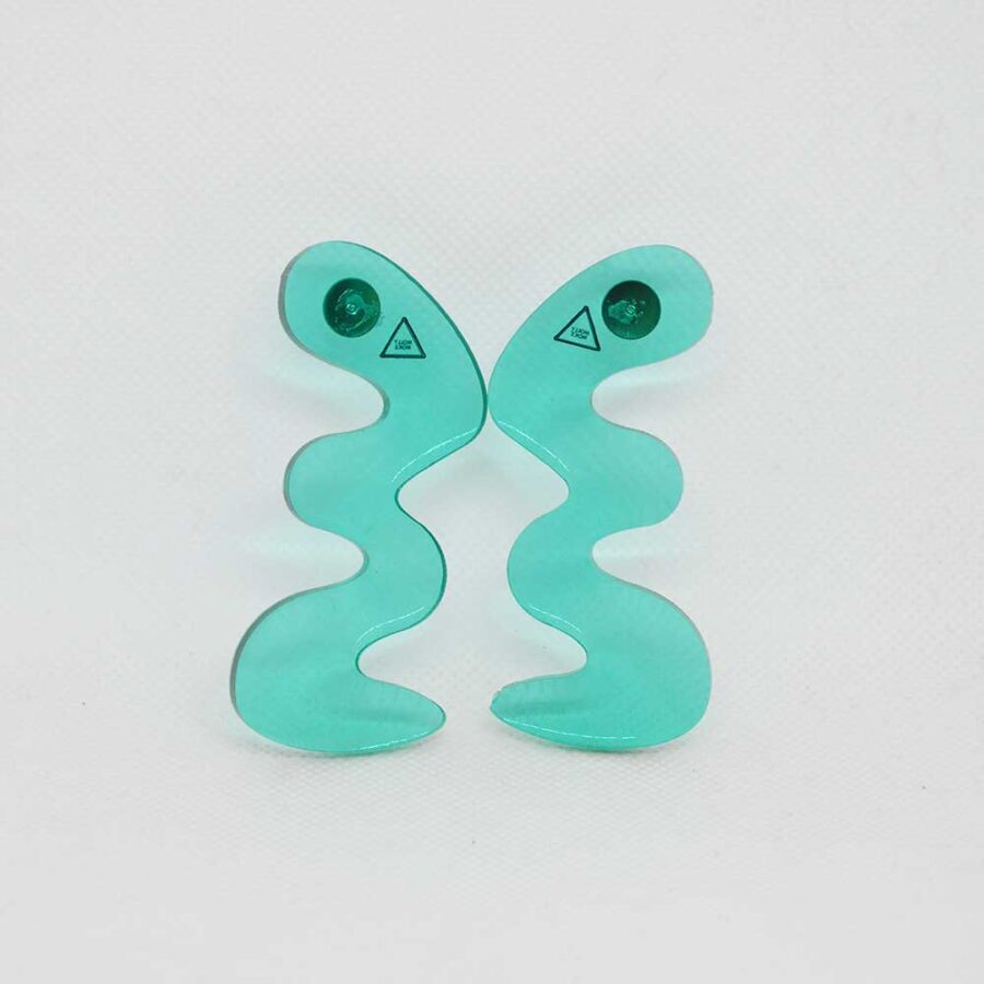 Virgem verde mar transparente