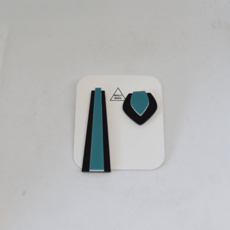 Par trocado Elizabeth e Johnny preto mar