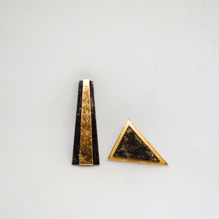 Par trocado Elizabeth Audrey preto dourado